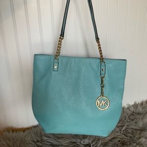 Michael Kors Jet Set Chain Tote